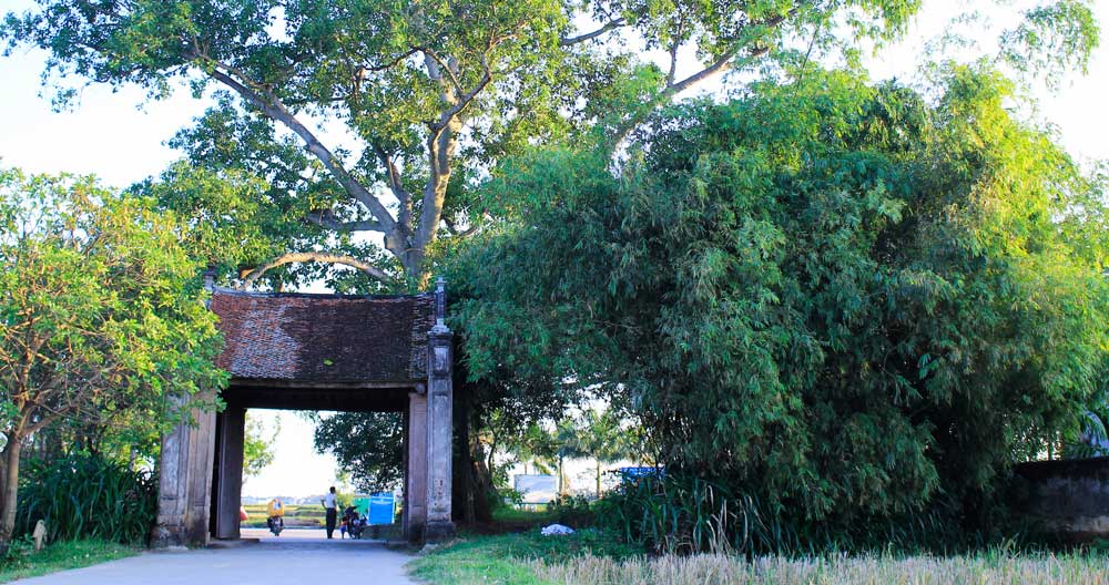 Duong Lam Ancient Village